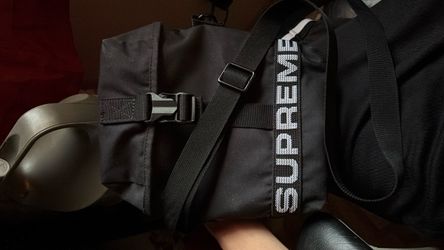 Supreme shoulder bag