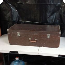 Wood Chest w Handle Lightweight 1/2" Wood