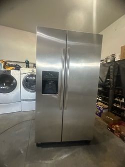 Amana Side-by-Side stainless steel Refrigerant (2016)