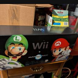 Mario Kart Wii U Set Like New 