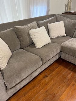 Pit group sectional