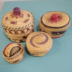Beautiful  PNW  MAKAH Handwoven Baskets 