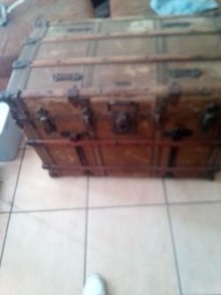 Drucker Chest