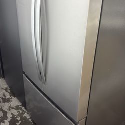 Whirlpool French door refrigerator