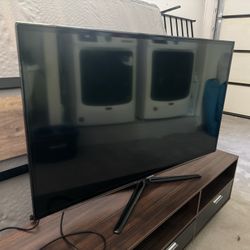 Samsung TV 48” LED