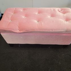 3ftx1.5ft Pink Ottoman 