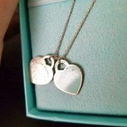 New Silver Tiffany And Company Necklace With Pouch 