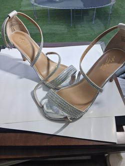 Shoes 7.5 w