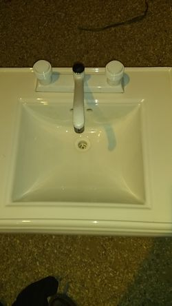 Porcelain ceramic bathroom sink