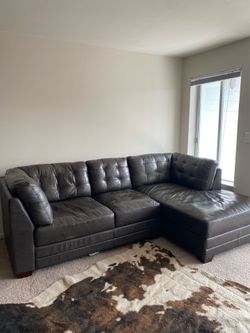 Great condition brown Basset sectional couch