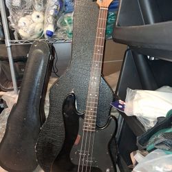 Samick Black Bass