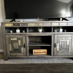 TV Stand FOR SALE 