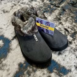 New! Gray Slippers (Small / 6 1/2)