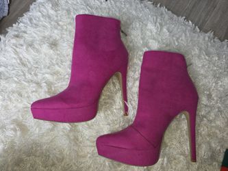 NWT JustFab Colie Fuchsia Heeled Ankle Boots Sz 6.5, NEVER WORN, PERFECT
