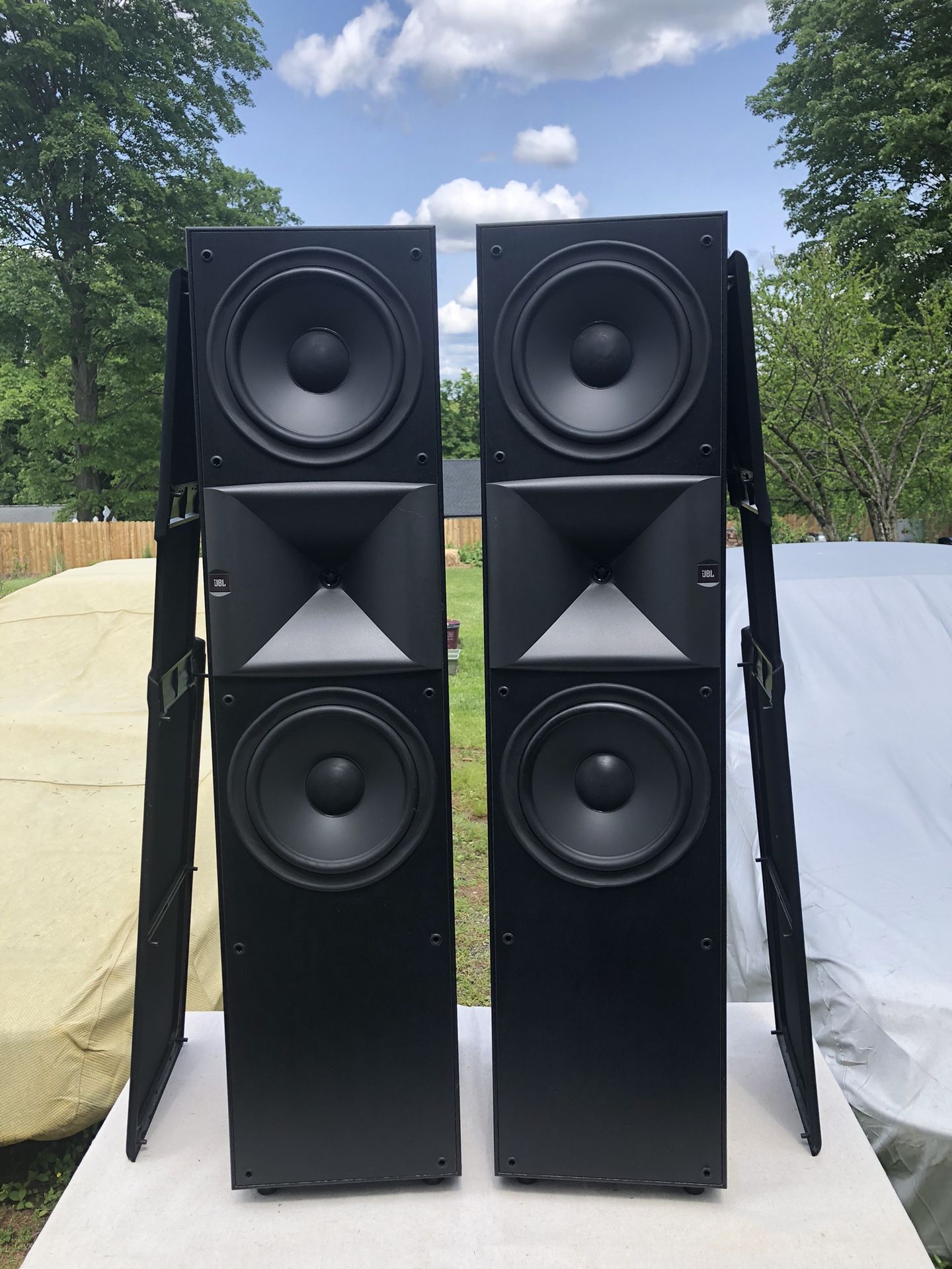 JBL HLS820 Speakers