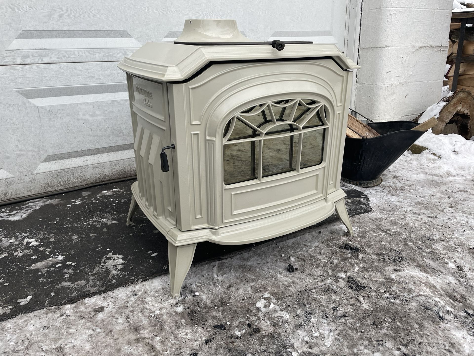 Vermont Castings Resolute Acclaim Like New