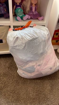 Bag of toddler girl clothes 4/5t