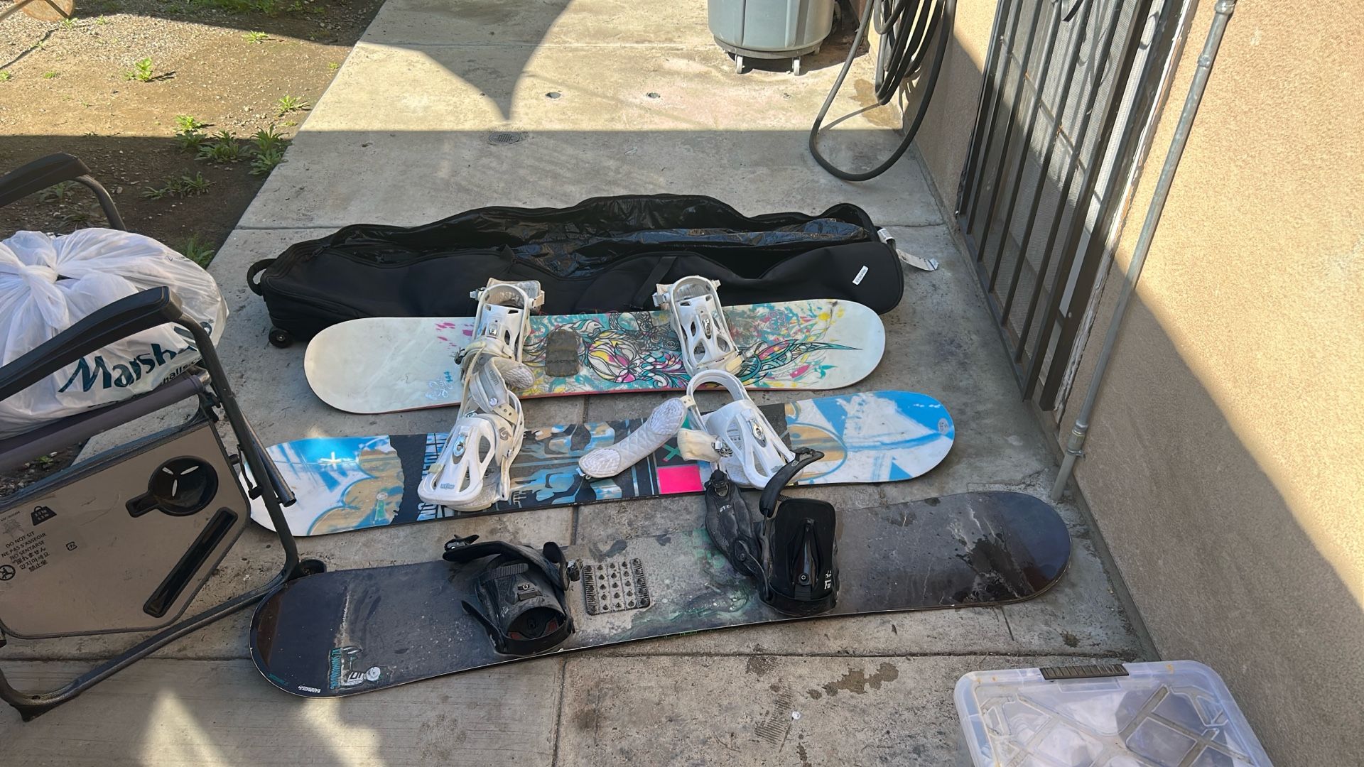 Burton Custom flying V 154 with Malavita Bindings