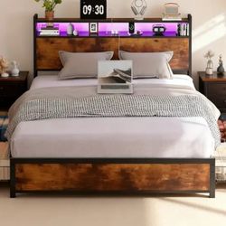 Bonnlo Full Sized Bed W/O Matteress