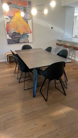 Contemporary Dining Table and Chairs