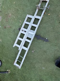 Motorcycle carrier