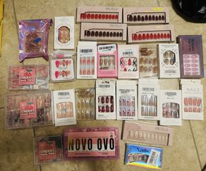 Press On Nails $5 EACH **READ DESCRIPTION**