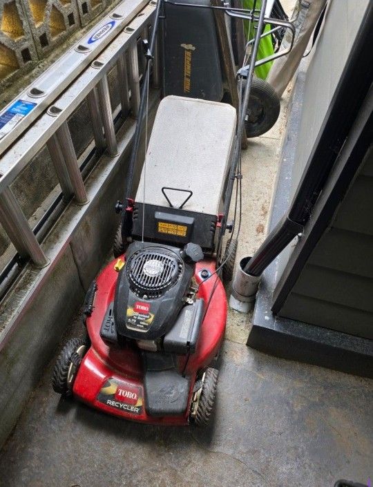 Self Propelled Lawn Mower