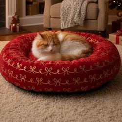 Red And Gold Bow Pet Bed