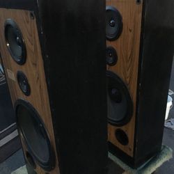 Pioneer home audio three-way speaker model number CS – R580