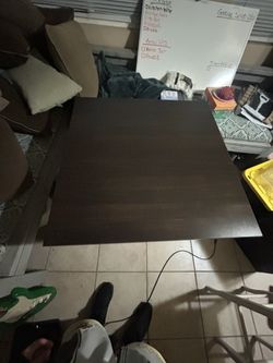 Square Table(free) Used To Play Majong 