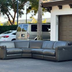 🛋️ Couch/Sofa Sectional - Recliners - Macy’s - Delivery Available 🚛