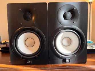 Yamaha HS7 Studio Monitors