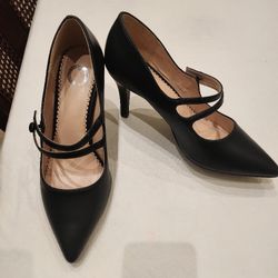 Black Ladies Pumps 