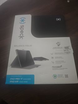 Foldable case for IPad 11"/pro
