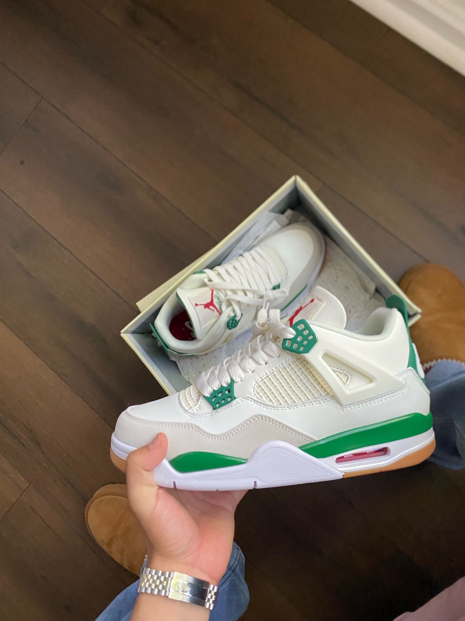 Nike Jordan pine and green