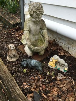 Statues all for $20