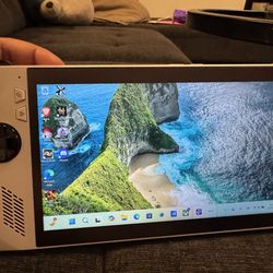 Selling because got the new Xbox one