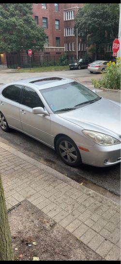Lexus ES 330 Silver Sedan