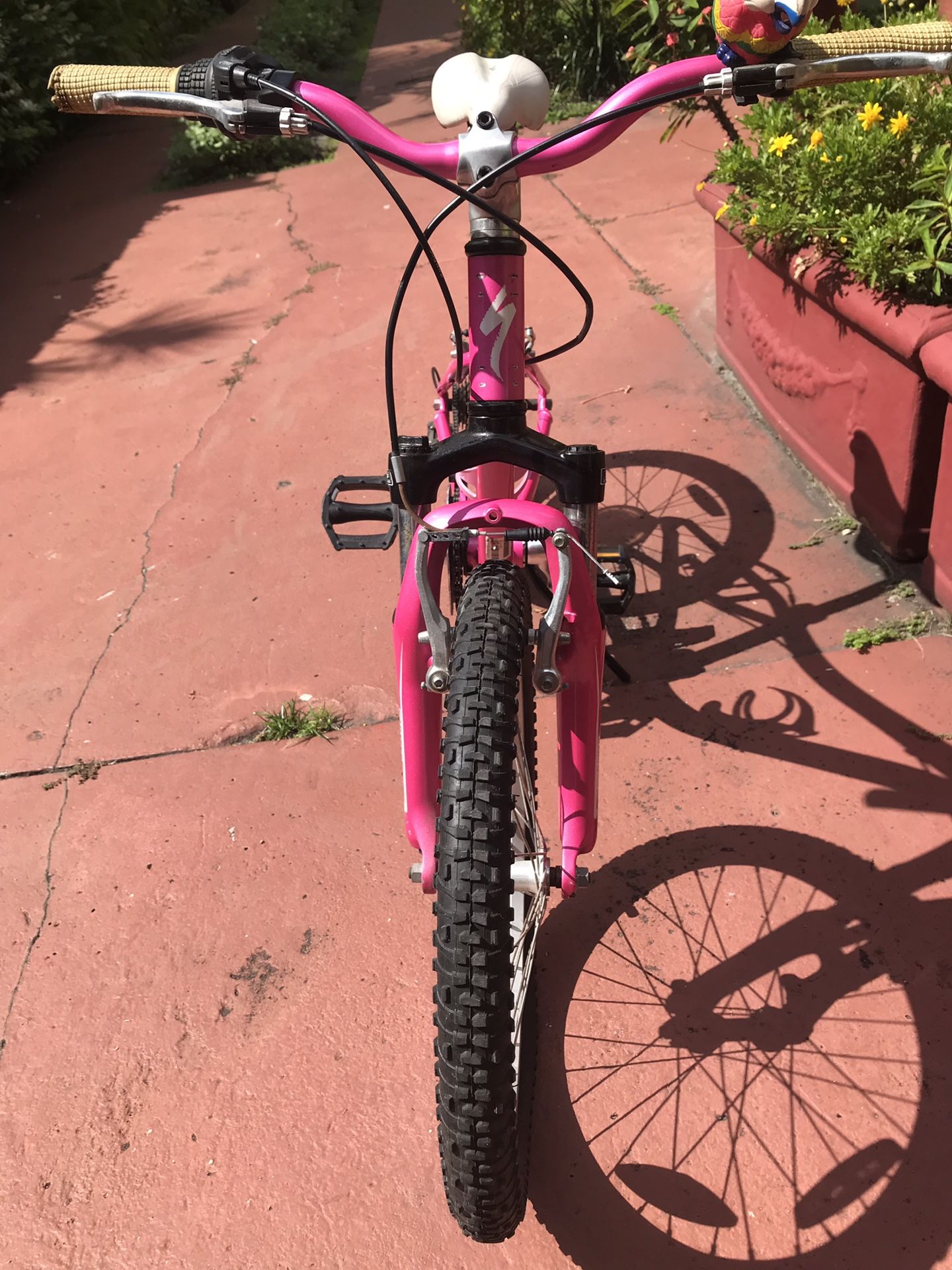 New Specialized kids bike 200 obo