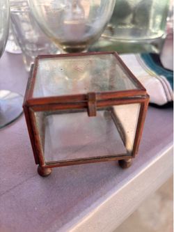 Glass Trinket box