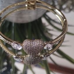 Beautiful 14k Gold Plated Bracelet 