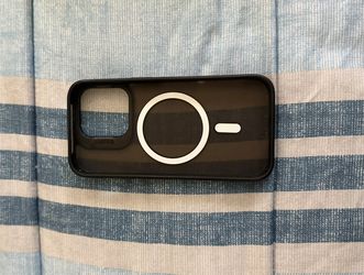 iPhone 14 Pro Case - MagSafe / Kickstand