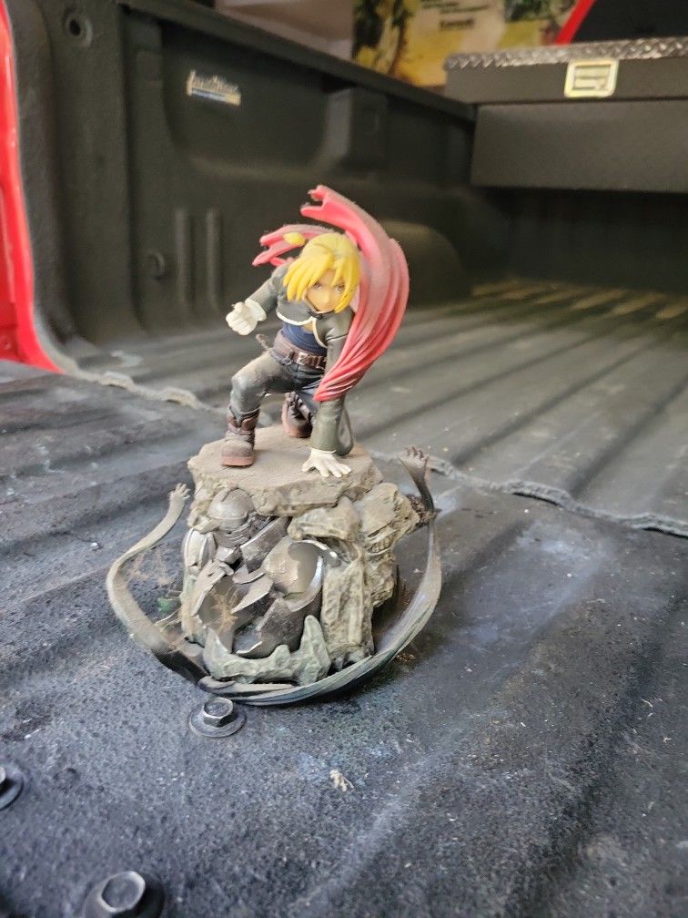 Full Metal Alcamist Statue