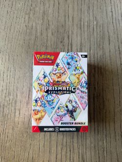 Pokémon Scarlet & Violet Prismatic Evolutions Booster Bundle