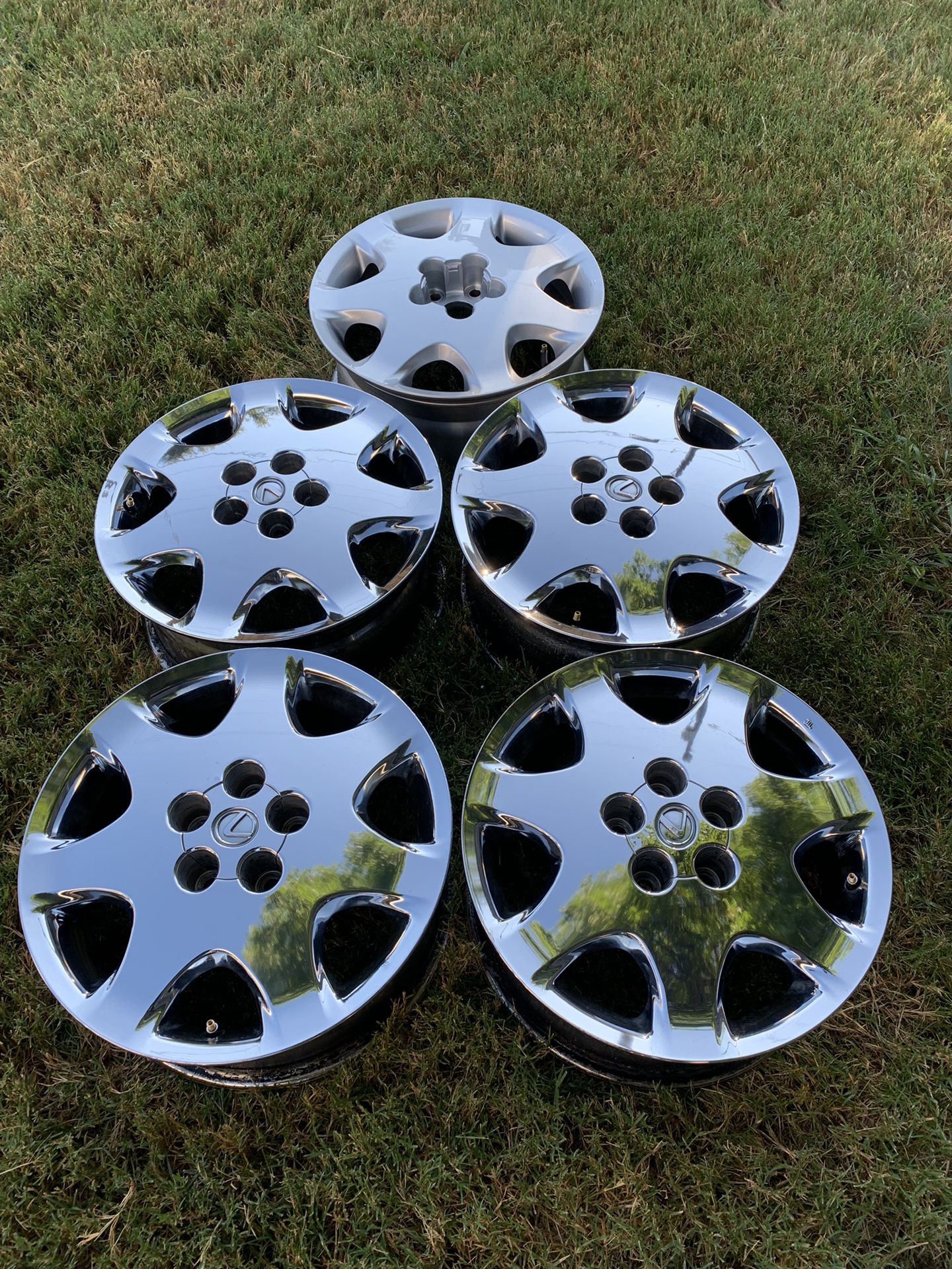 OEM Lexus LS430 wheels