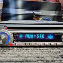 Kenwood KDC-MP228 With Detachable Face W/ Flashing Security Light 