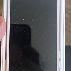iPhone 6 Glass Broken But Phone Is In A 9/10 Condition! 