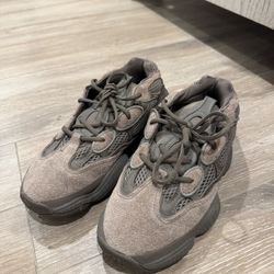 YEEZY men’s Tennis Shoes 