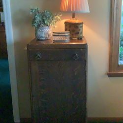 ANTIQUE TIGER OAK CABINET