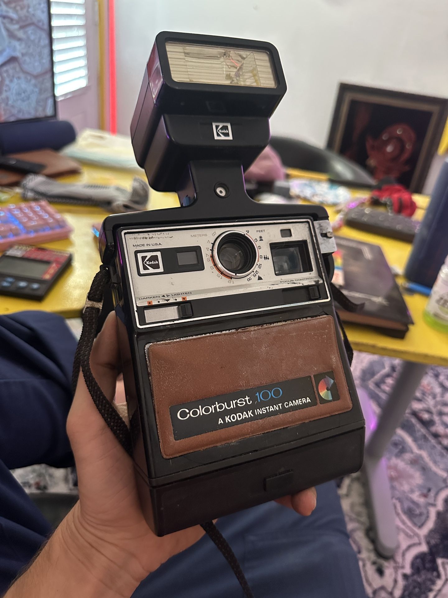 Kodak Colorburst 100 Instant Camera - Vintage Collectible